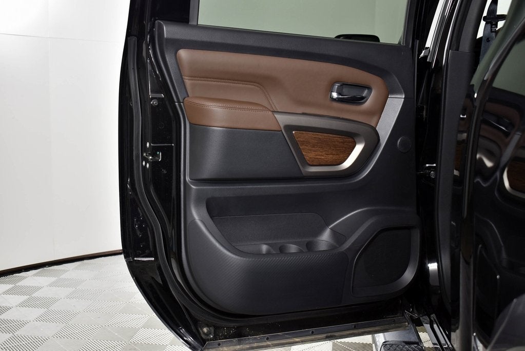 2024 Nissan Titan Platinum Reserve