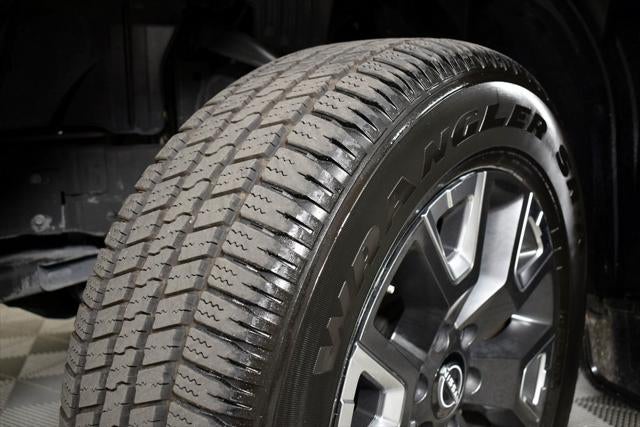 2024 Nissan Titan Platinum Reserve