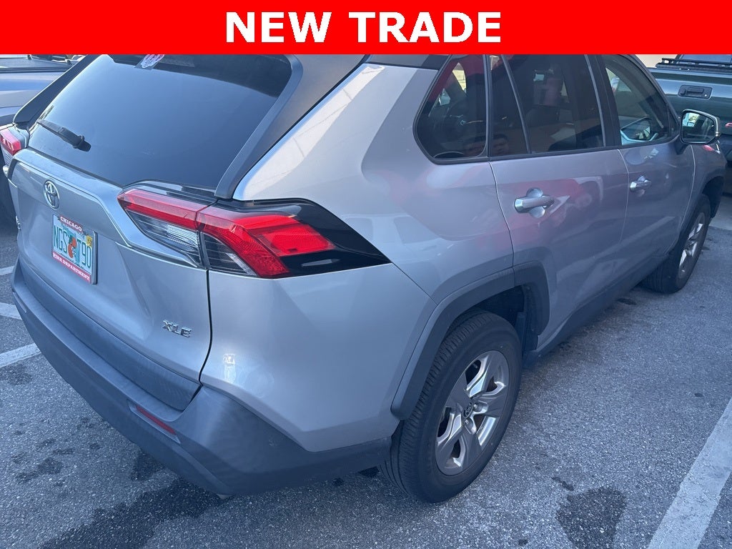 2022 Toyota RAV4 XLE