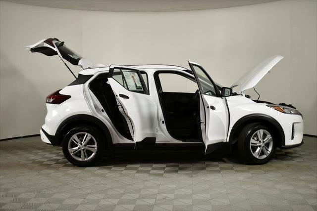 2023 Nissan Kicks S