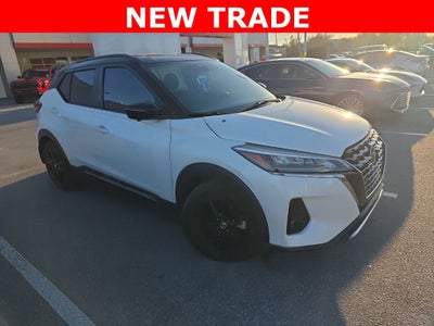 2021 Nissan Kicks SR