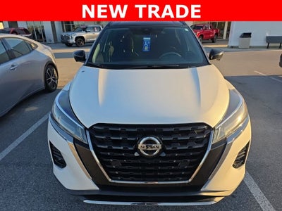 2021 Nissan Kicks SR