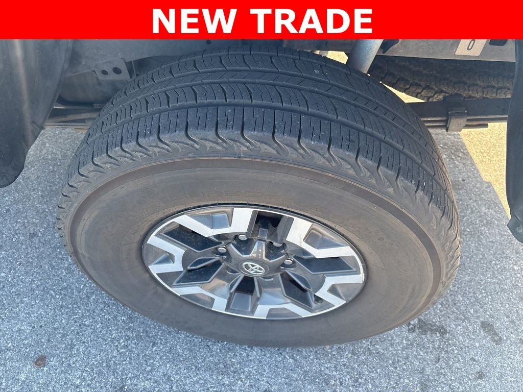 2022 Toyota Tacoma SR5 V6