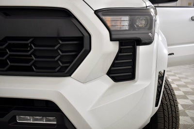 2025 Toyota Tacoma Hybrid TRD Sport