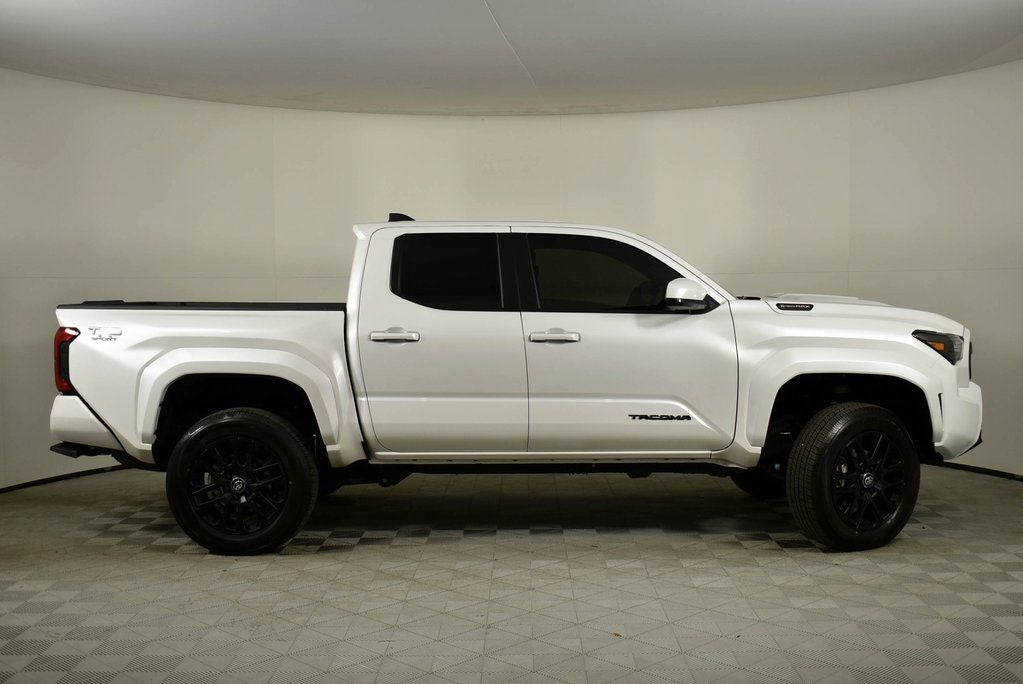 2025 Toyota Tacoma Hybrid TRD Sport