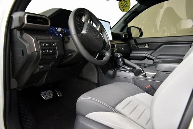 2025 Toyota Tacoma Hybrid TRD Sport