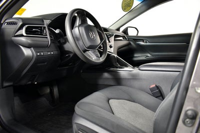 2018 Toyota Camry Hybrid LE