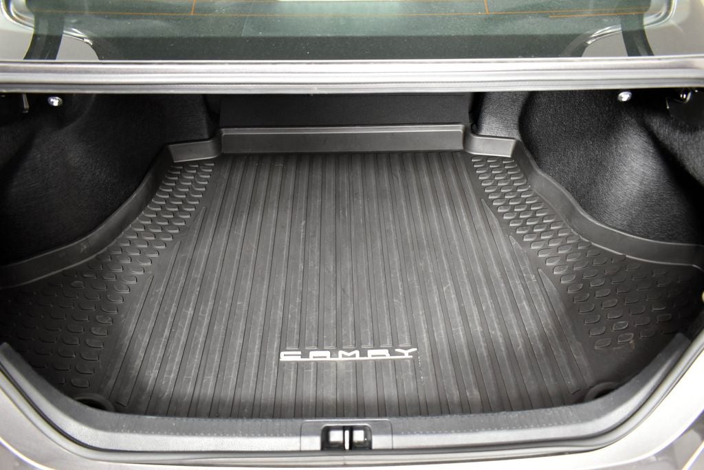 2018 Toyota Camry Hybrid LE