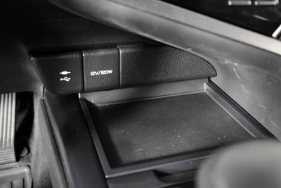 2018 Toyota Camry Hybrid LE