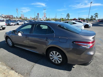 2018 Toyota Camry Hybrid LE
