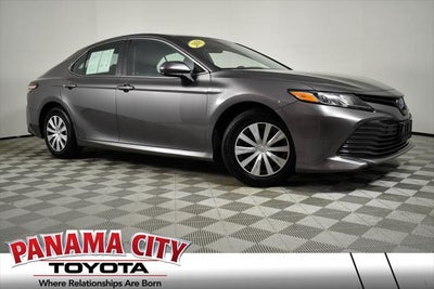2018 Toyota Camry Hybrid LE