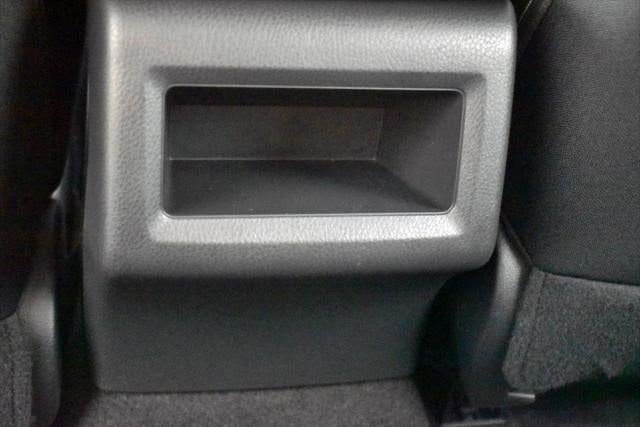 2018 Toyota Camry Hybrid LE