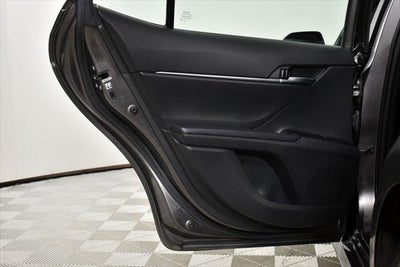 2018 Toyota Camry Hybrid LE