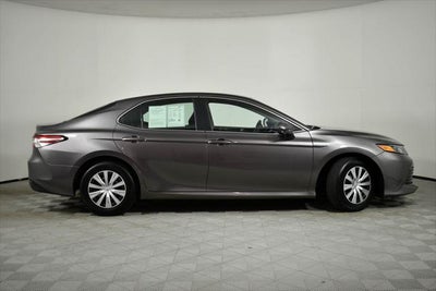2018 Toyota Camry Hybrid LE