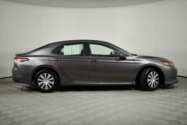 2018 Toyota Camry Hybrid LE