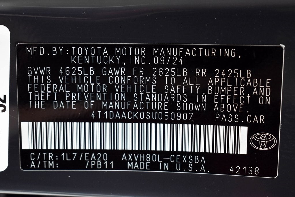 2025 Toyota Camry SE