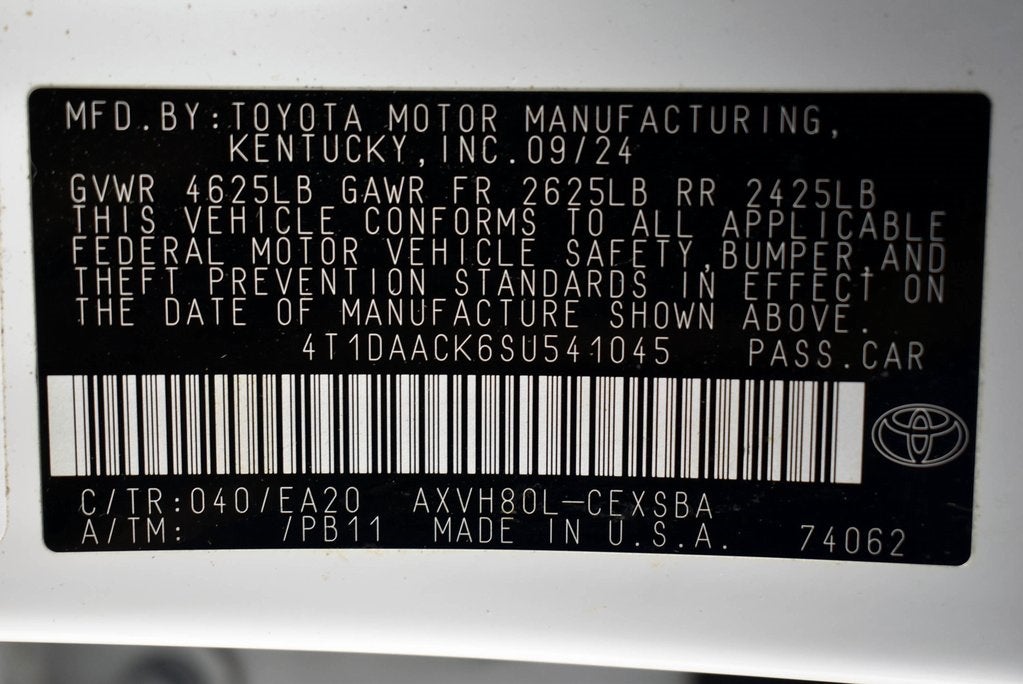 2025 Toyota Camry SE