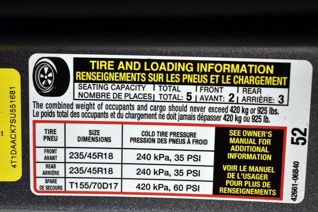 2025 Toyota Camry SE