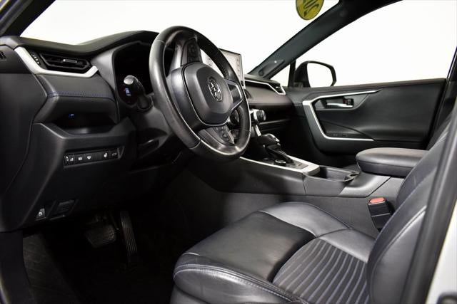 2020 Toyota RAV4 Hybrid XSE