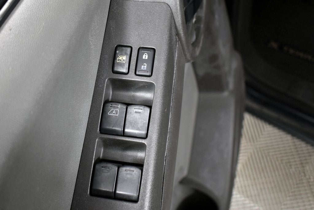 2013 Nissan Xterra S