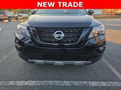 2020 Nissan Pathfinder SV