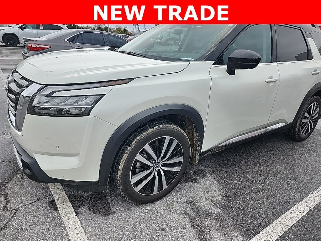 2024 Nissan Pathfinder Platinum