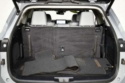 2023 Toyota Highlander Hybrid Bronze Edition