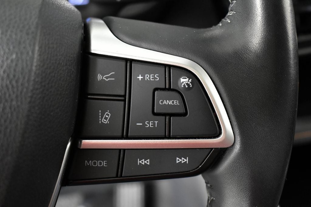 2023 Toyota Highlander Hybrid Bronze Edition