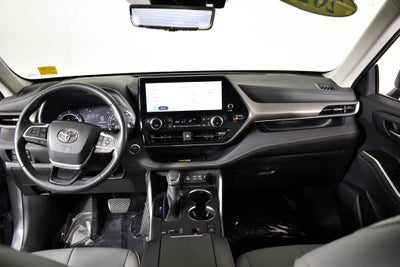 2023 Toyota Highlander Hybrid Bronze Edition