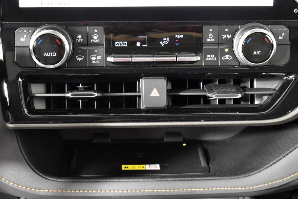 2023 Toyota Highlander Hybrid Bronze Edition