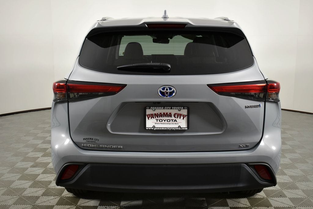 2023 Toyota Highlander Hybrid Bronze Edition