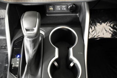 2023 Toyota Highlander Hybrid Bronze Edition