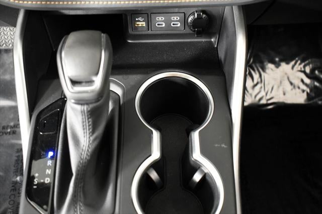 2023 Toyota Highlander Hybrid Bronze Edition