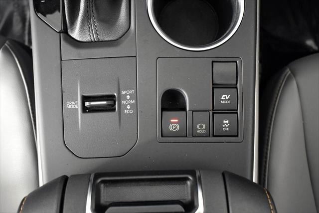 2023 Toyota Highlander Hybrid Bronze Edition