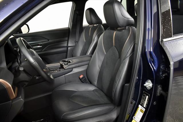 2024 Toyota Grand Highlander Hybrid MAX Platinum