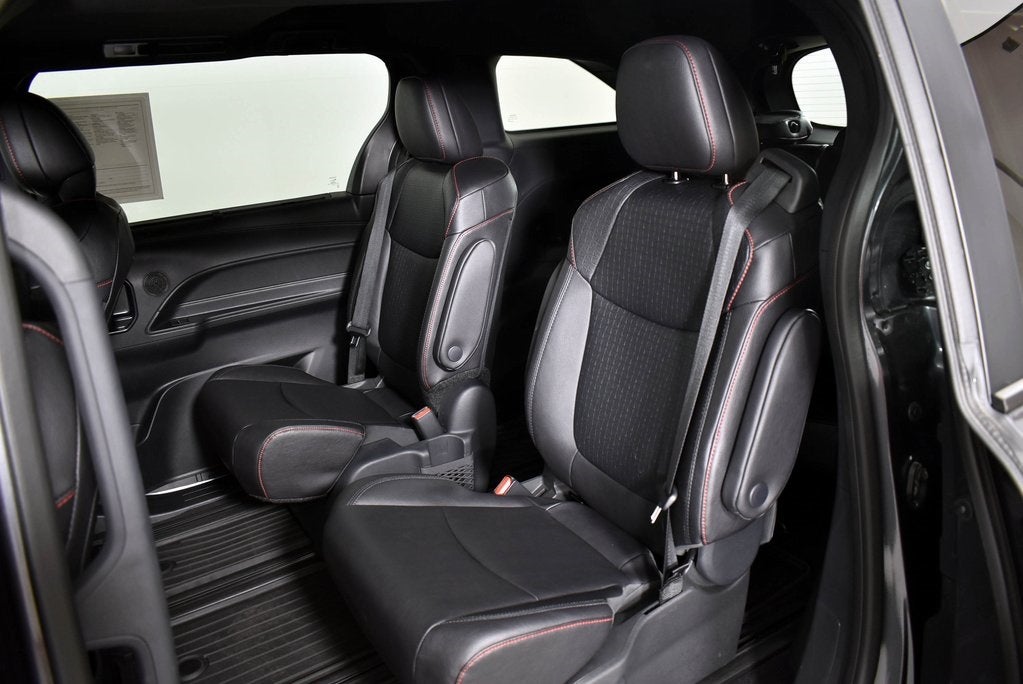 2025 Toyota Sienna XSE 7 Passenger