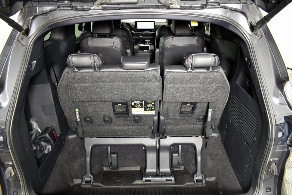 2025 Toyota Sienna XSE 7 Passenger