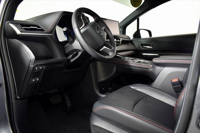 2025 Toyota Sienna XSE 7 Passenger