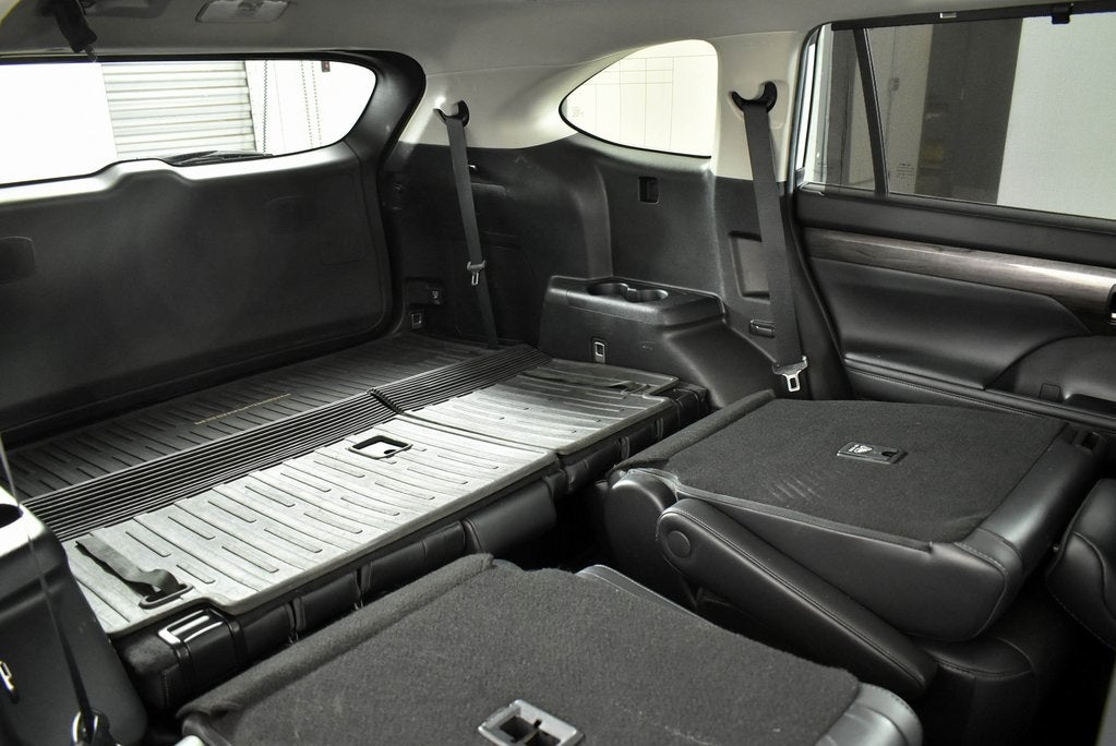 2021 Toyota Highlander Hybrid Platinum