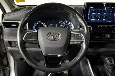 2021 Toyota Highlander Hybrid Platinum