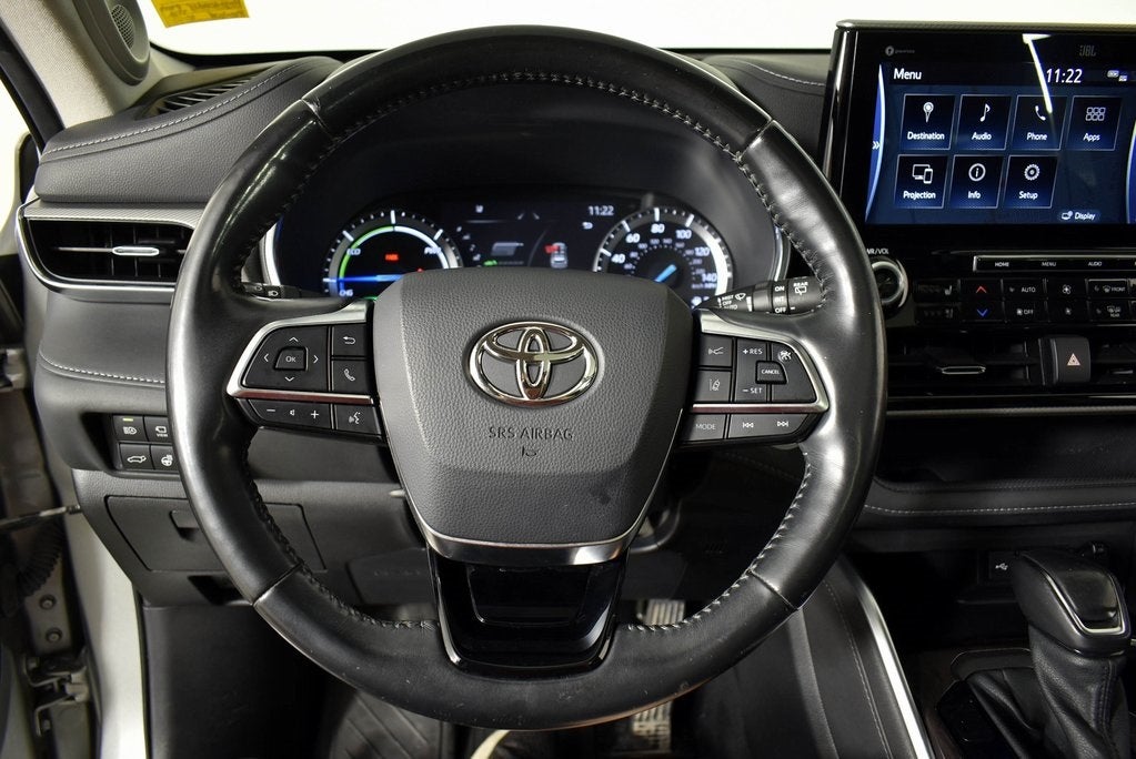 2021 Toyota Highlander Hybrid Platinum