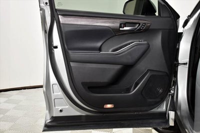 2021 Toyota Highlander Hybrid Platinum