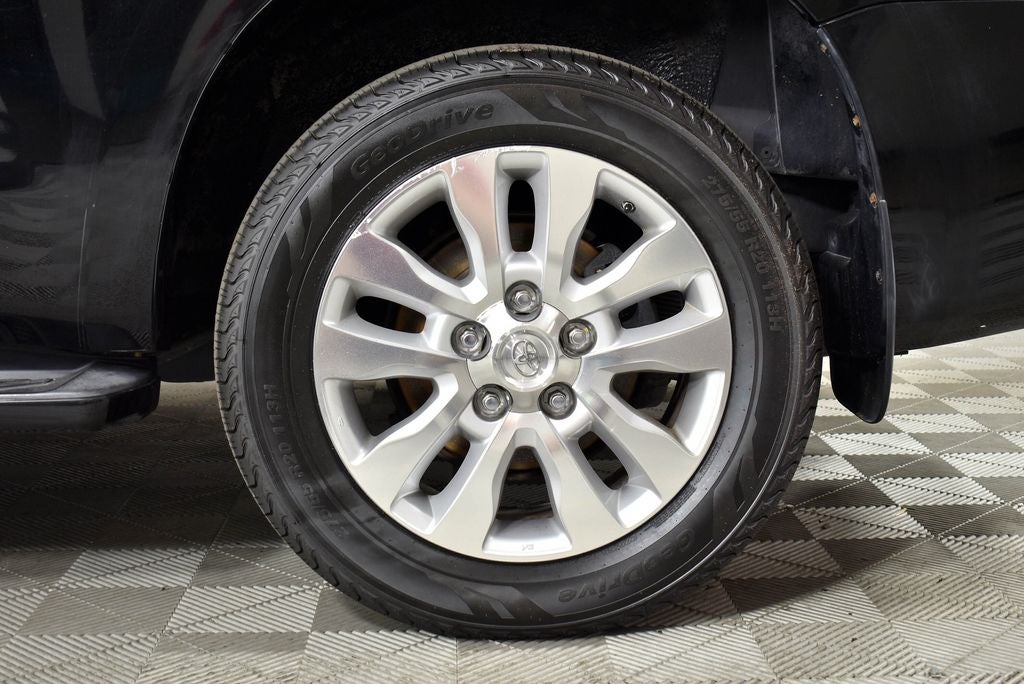 2010 Toyota Sequoia Platinum