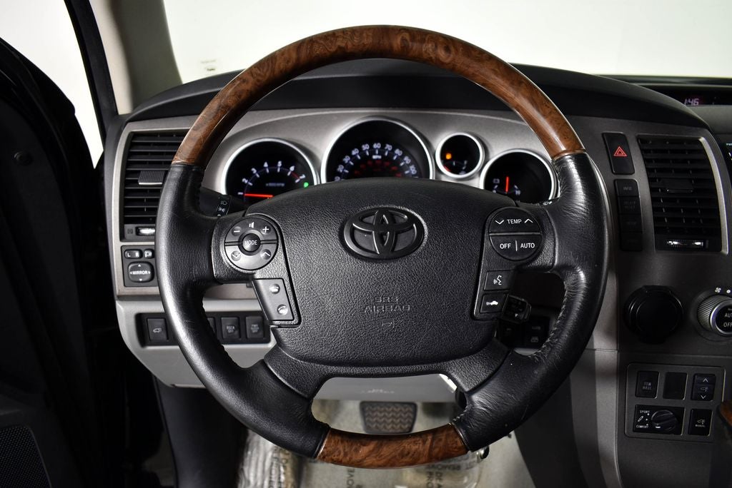 2010 Toyota Sequoia Platinum