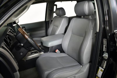 2010 Toyota Sequoia Platinum