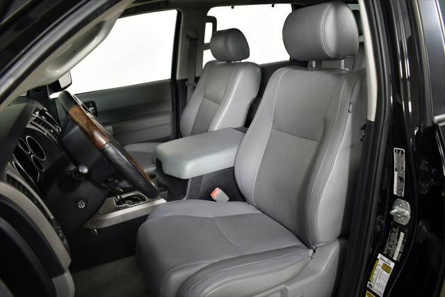 2010 Toyota Sequoia Platinum