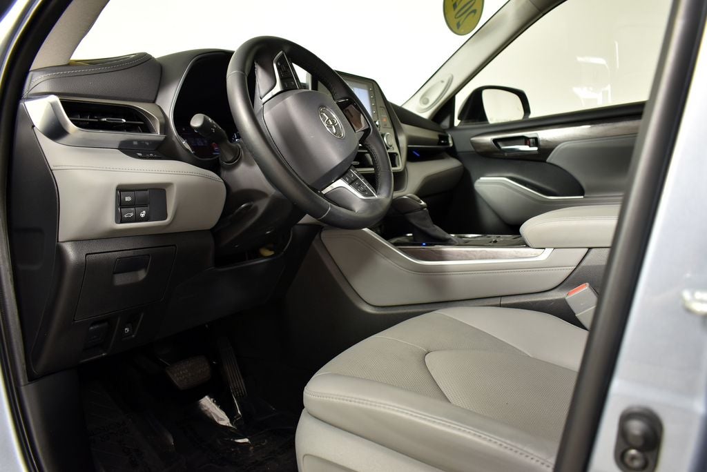 2021 Toyota Highlander Limited