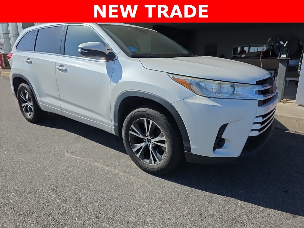 2018 Toyota Highlander LE