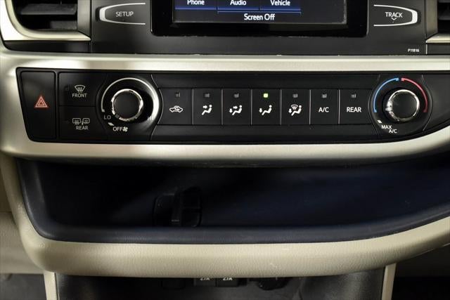 2019 Toyota Highlander LE