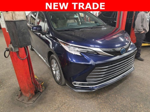 2021 Toyota Sienna Limited 7 Passenger
